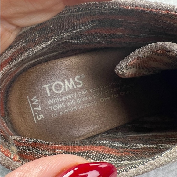 Toms Women's Beige Wedge Ankle Boots - Picture 8 of 8